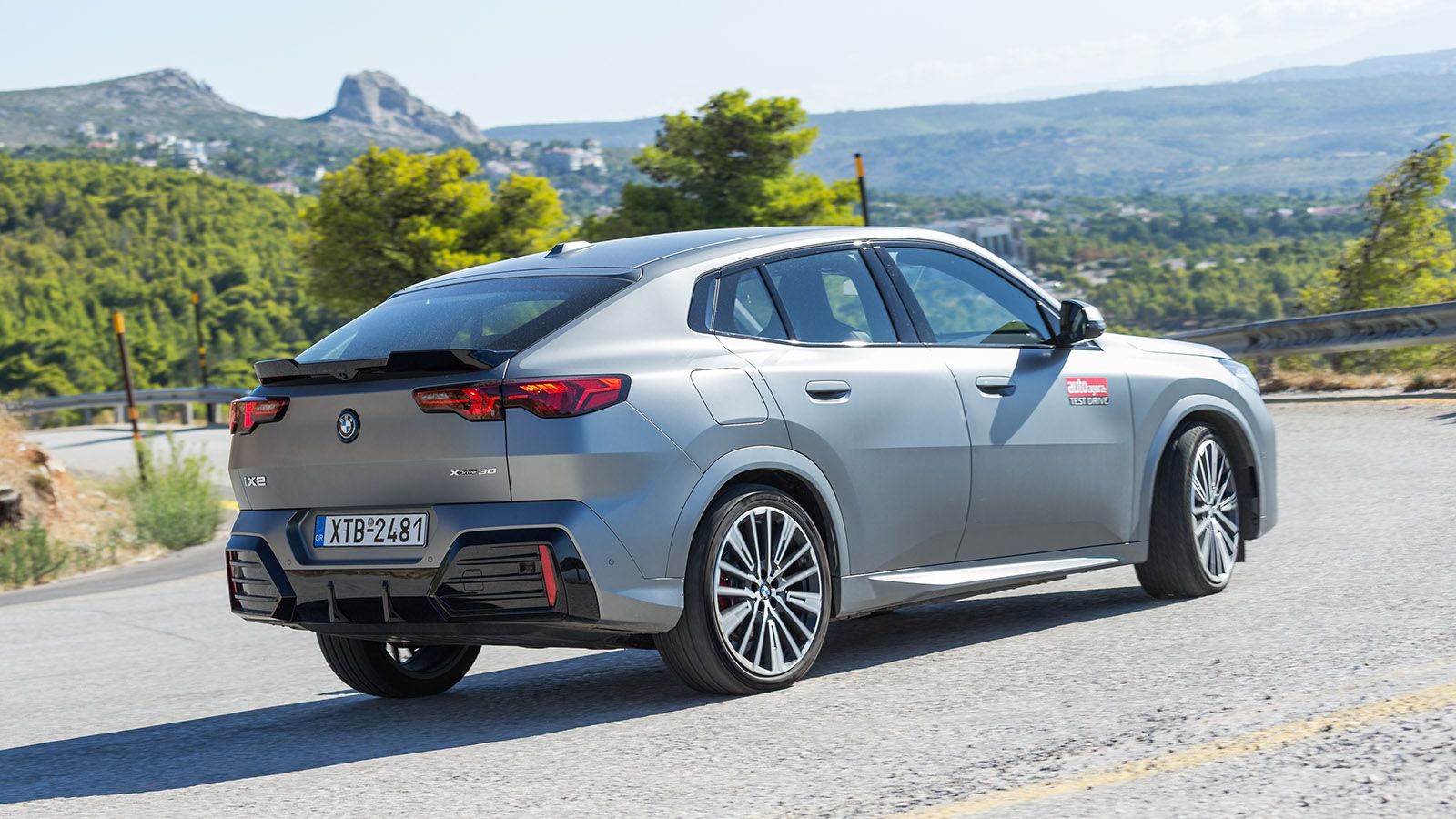 Bmw X2. Τι βαθμό παίρνει σε κατανάλωση, χώρους, επιδόσεις, εγγυήσεις.